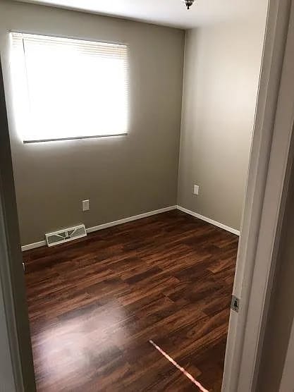 Photo - 184 Poppy St