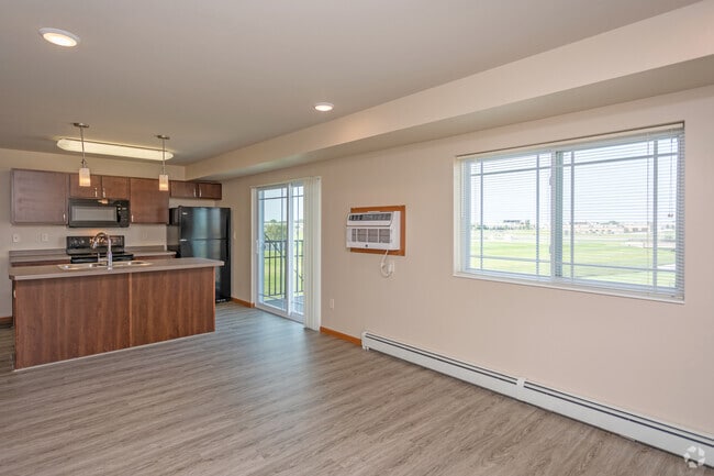 2BR, 2BA - 1,215SF
