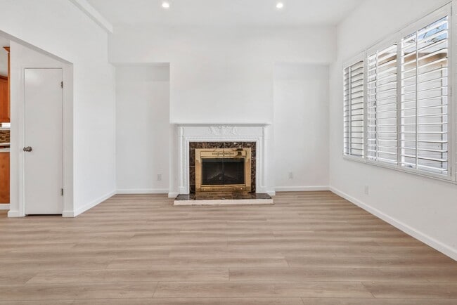 Photo - Move-In Ready Gem with Convenient Location