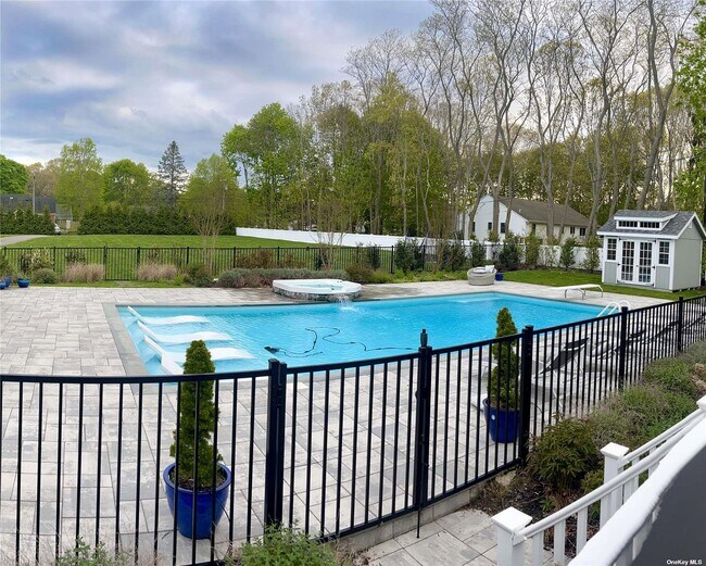 Photo - 3655 Pequash Ave