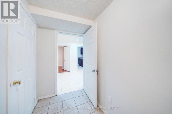 Photo - 5 Claresholme Dr