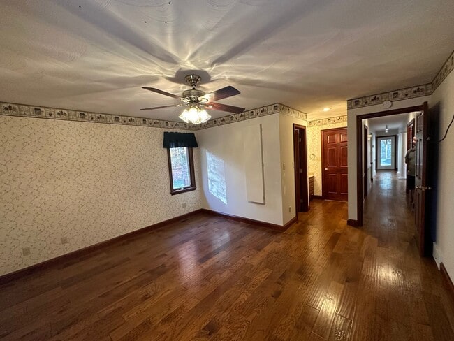 Photo - 4 Bedroom, 2 Bathroom House