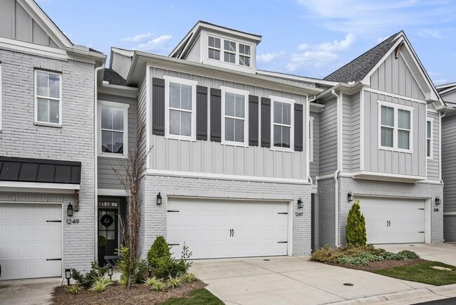Photo - 1247 Winterhaven Dr Townhome