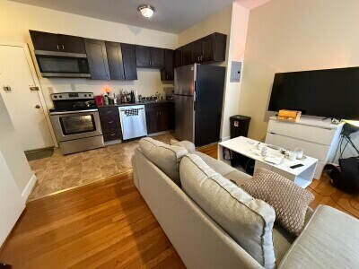 Building Photo - 1126 Commonwealth Ave Unit 2A Rental