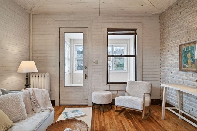 Photo - 722 Grand Ave Unit B-