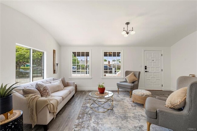 Photo - 6616 Vesper Ave