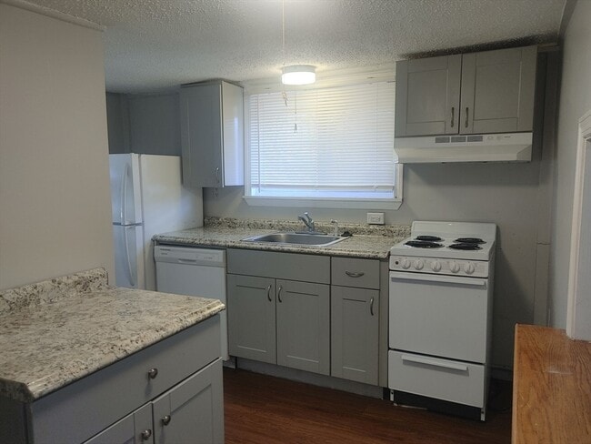 Photo - 65 Curve St Unit 3