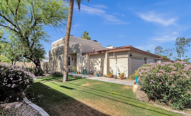 Photo - 3221 N 37th St