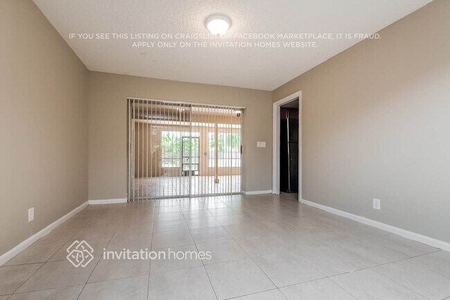 Photo - 10930 NW 41st Dr