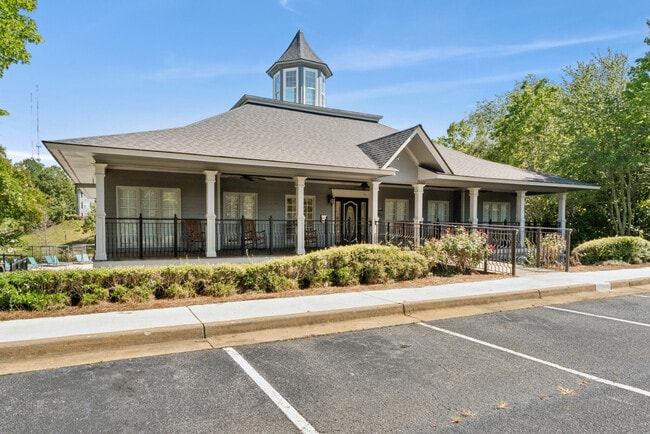 Photo - Steeple Crest Apartment Homes