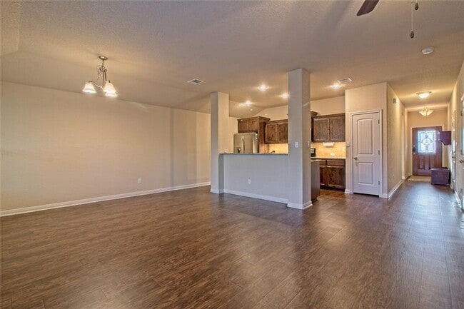 Photo - 713 Hedgewood Dr