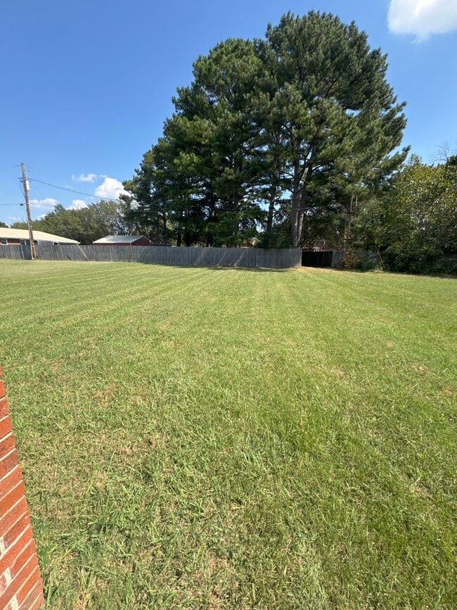 521 Dawson Ln