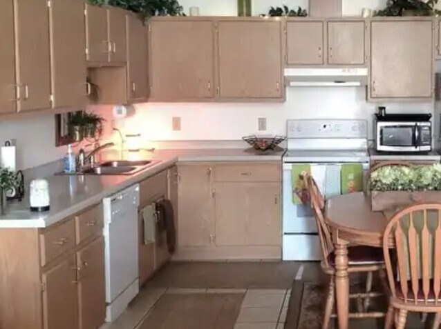 Photo - Crystal Creek Apartments