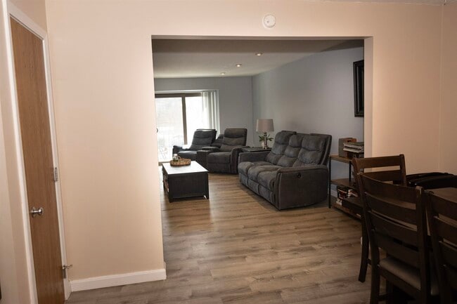 Photo - 3 Fairfax Ave Unit 243