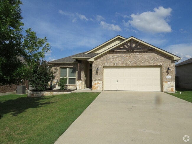 Building Photo - "Charming 4-Bed Oasis with Granite Touches... Rental