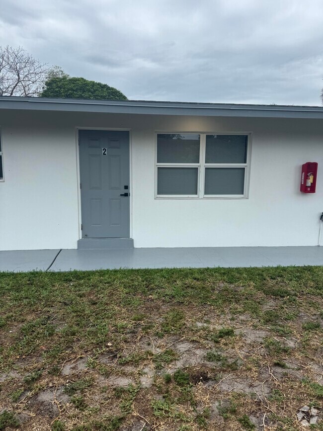 Building Photo - 2590 Hayden Dr Rental