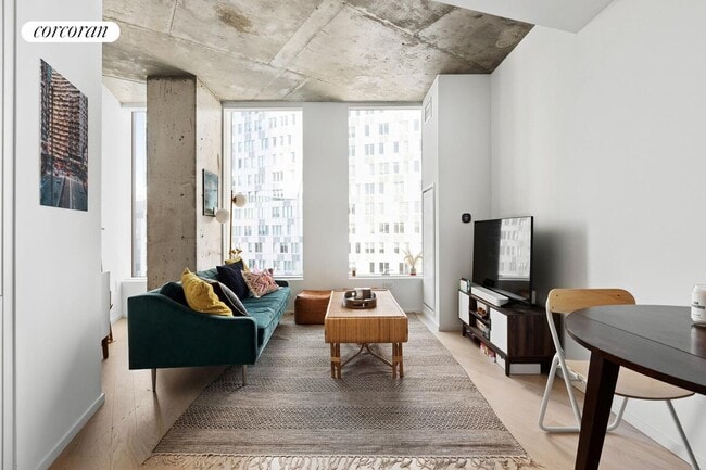 Photo - 505 State St