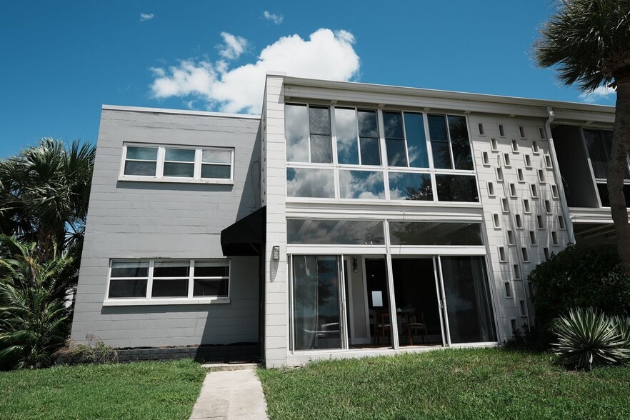 151 N Orlando Ave
