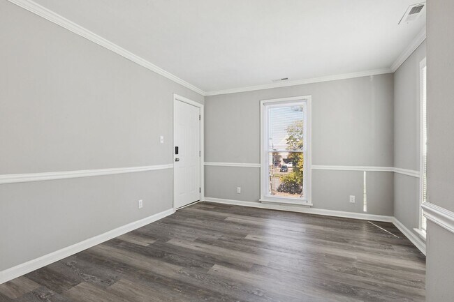 Photo - Fully Updated 2 Bedroom Unit! Unit 1011