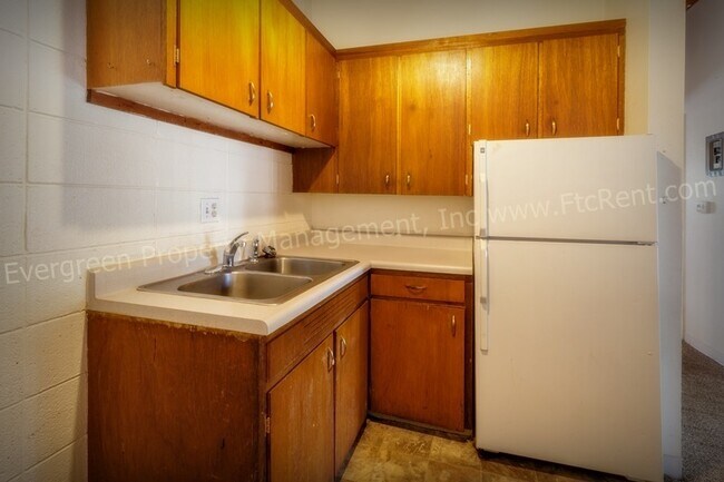 Photo - 701 Parker St Unit 14