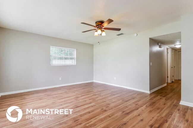 Photo - 7303 Willow Park Dr