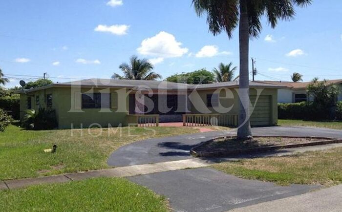 Photo - 5640 NW 13th Ct House