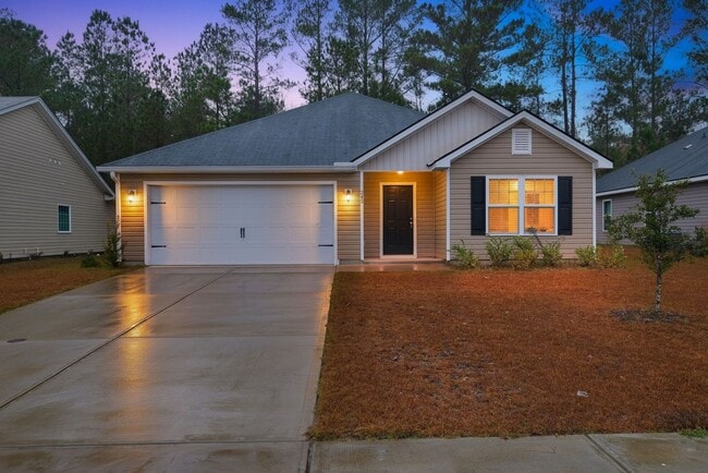 Building Photo - Modern Home near Pooler with Savannah Charm