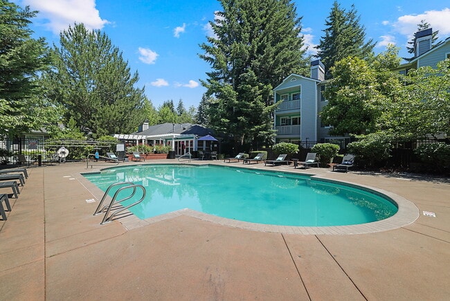 Building Photo - Evergreen Heights