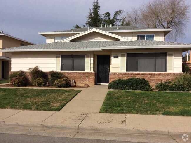 Building Photo - 1217 Casita Dr Rental