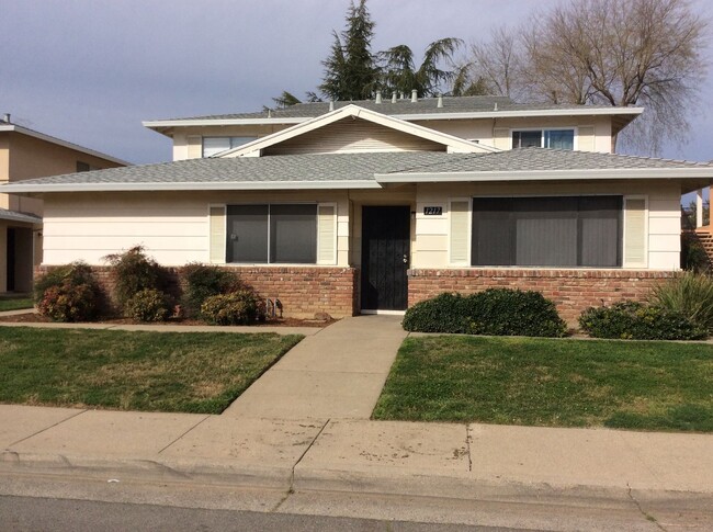 Photo - 1217 Casita Dr House