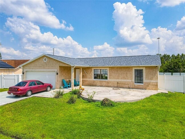 Photo - 853 Blanc Ct