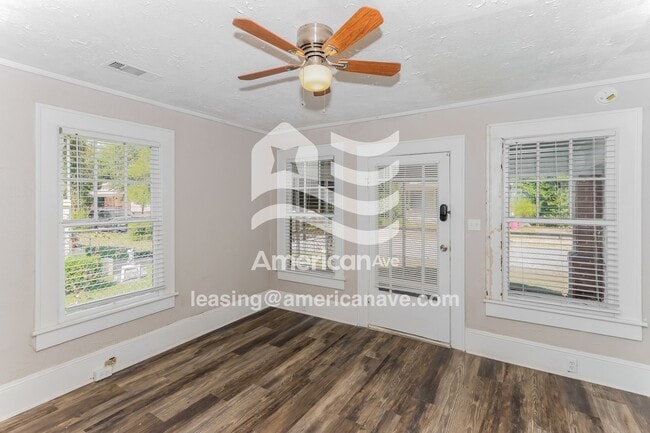 Photo - 1916 Beech Ave