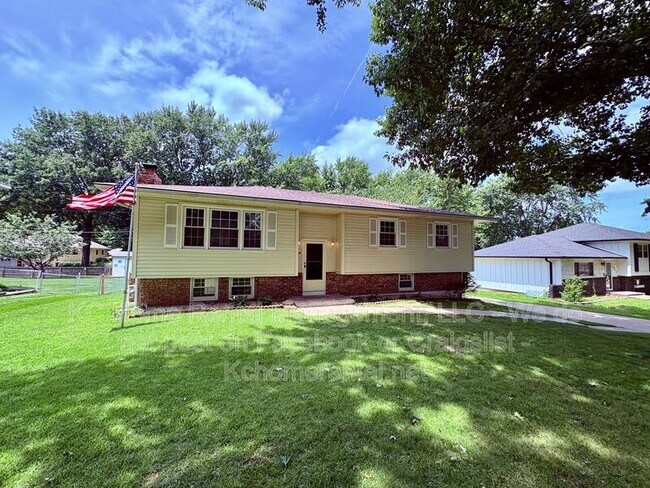 Photo - 6012 Noland Rd