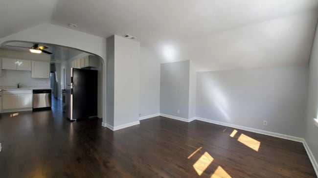 Photo - 3414 N Seeley Ave Unit 3