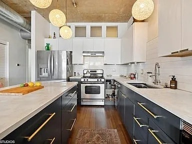 Photo - 125 E 13th St Unit 1210