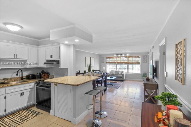 Photo - 2420 SE 17th St Unit 301C