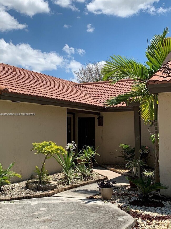 Photo - 4855 SW 152nd Ct