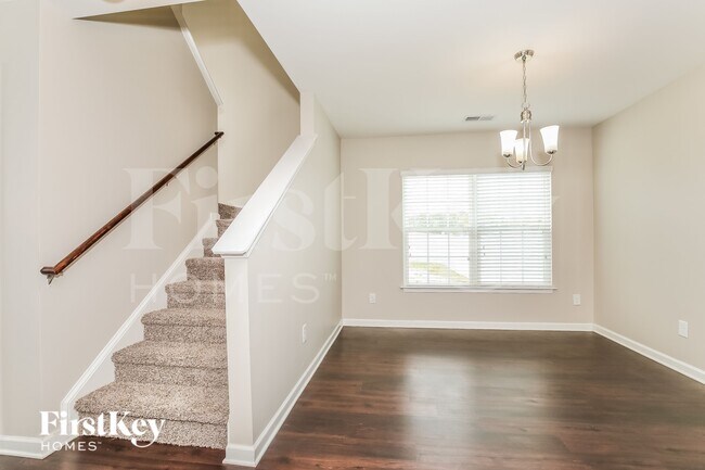 Photo - 1547 Kilstrom St