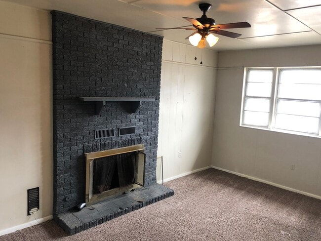 Photo - 3 bedroom 2 bath HOME in Farmington / FARM...