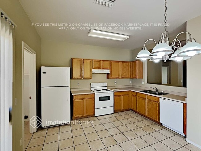 Photo - 2352 E Hazeltine Way