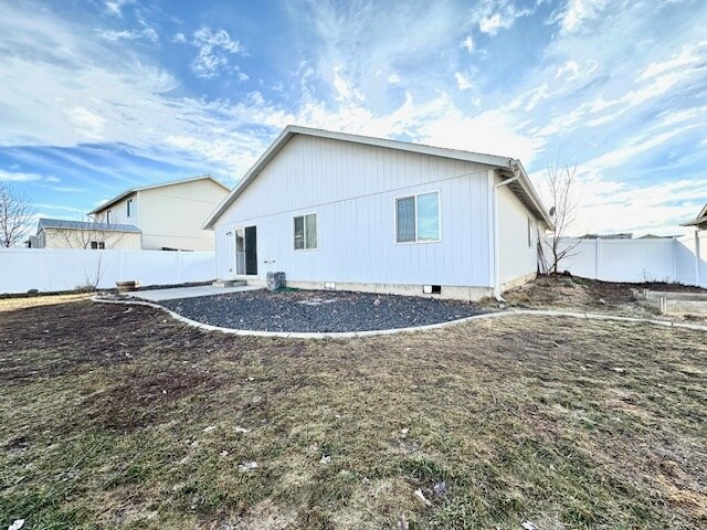 Photo - 327 S Aspen St