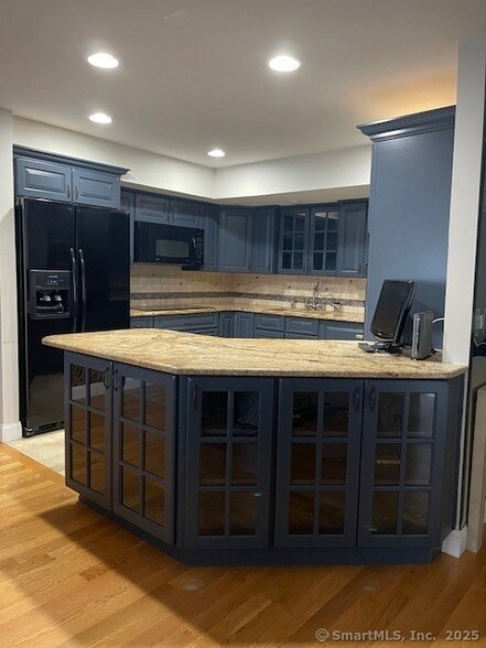 Photo - 69 Harbour Close