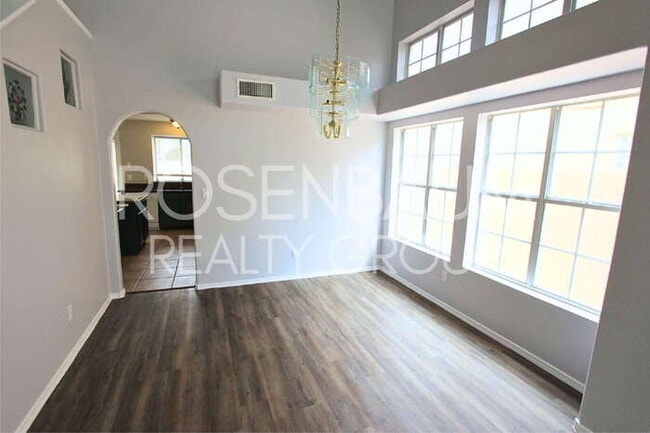 Photo - 1115 S Tiago Dr