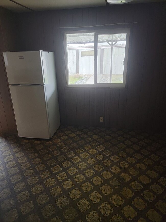 Photo - Small 2 bed MH