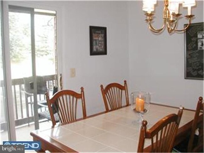 Photo - 2217 Sayre Dr