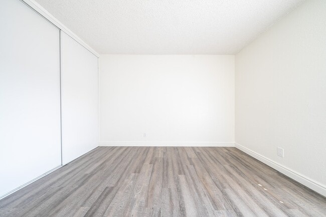 1440 Oak Dr Unit C02