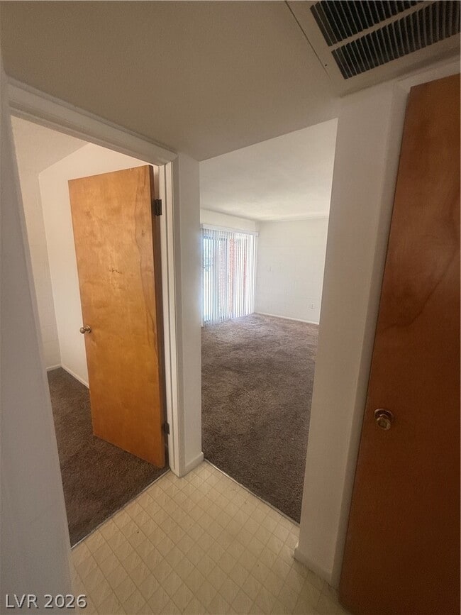Photo - 820 A Unit 26