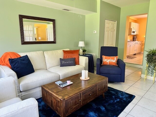 Photo - 419 Durrance St