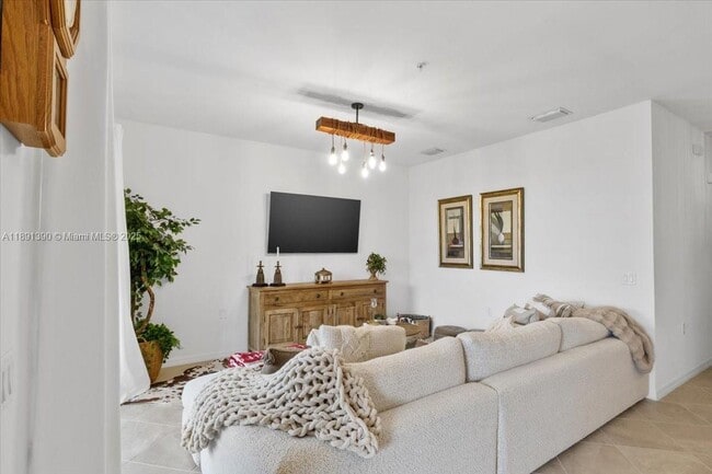 Photo - 5715 Double Eagle Cir Unit 4446