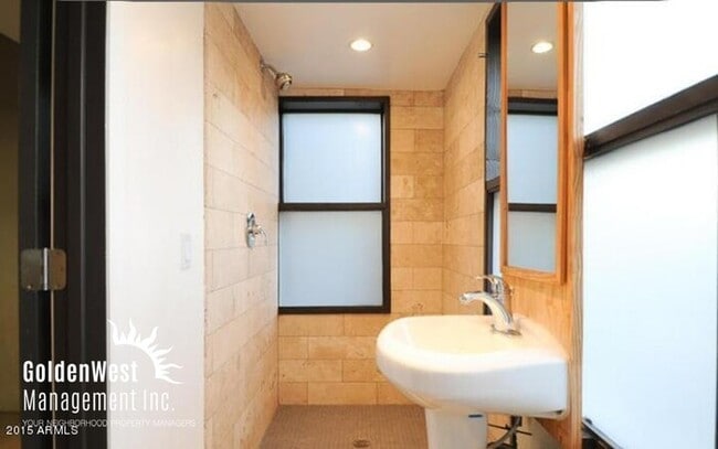 Photo - Charming 1Bdm 1Ba Unit in the Heart of Pho...